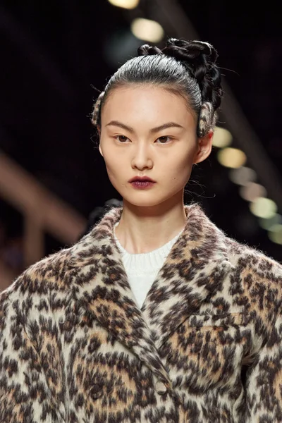 Look 98